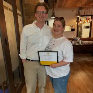 Laura Shukla receiving her Graduate Student Internship award from a supervisor at Restored Image Counselling.